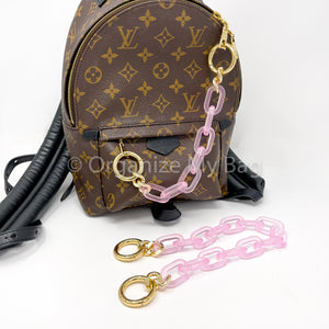 Love the iridescent hardware on this bag. : r/Louisvuitton