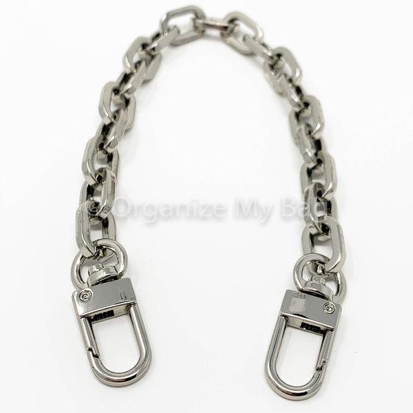 Load image into Gallery viewer, Box Charm With Double Clasp - Organize My Bag
